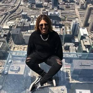 Meet your Posher, Vanessa